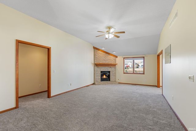 5619 Fox Mill Run, Fort Wayne, IN 46835