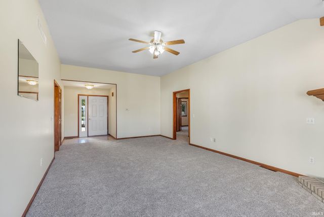 5619 Fox Mill Run, Fort Wayne, IN 46835