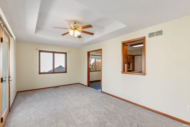 5619 Fox Mill Run, Fort Wayne, IN 46835