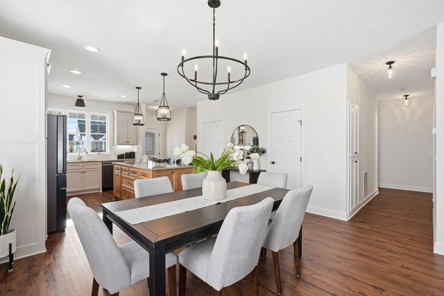 25360 Farmstead Lane, Wyoming, MN 55092