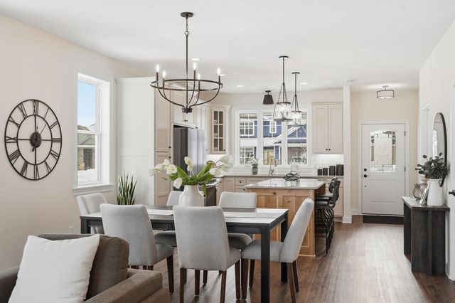 25360 Farmstead Lane, Wyoming, MN 55092