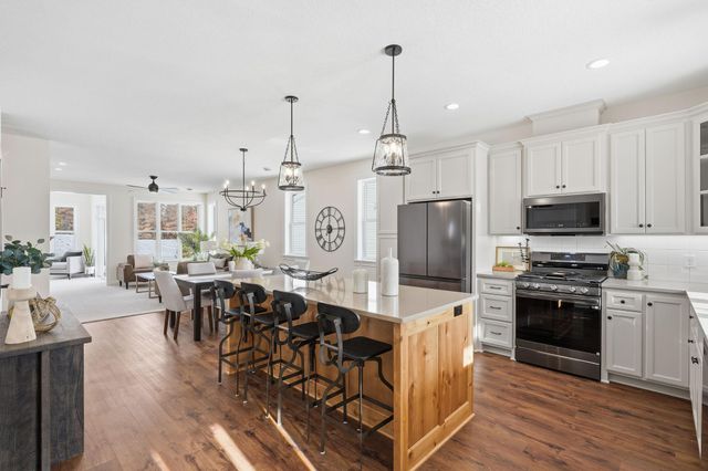 25360 Farmstead Lane, Wyoming, MN 55092