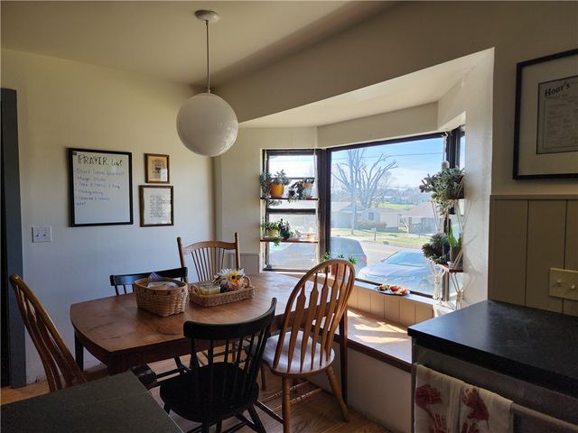 2747 White Oak Drive, Rogers, AR 72758