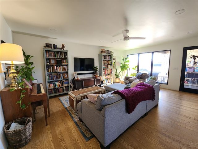 2747 White Oak Drive, Rogers, AR 72758