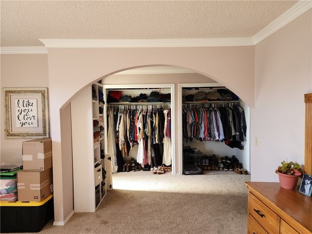 2747 White Oak Drive, Rogers, AR 72758