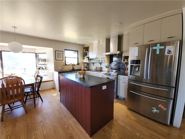 2747 White Oak Drive, Rogers, AR 72758