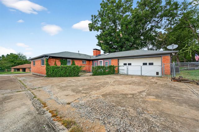 112 S Wood Avenue, Denison, TX 75020