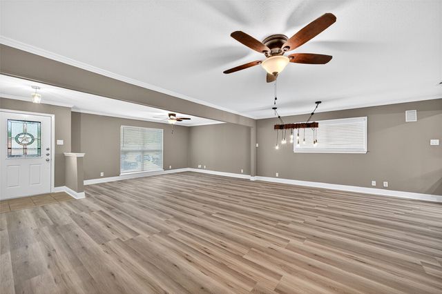 112 S Wood Avenue, Denison, TX 75020