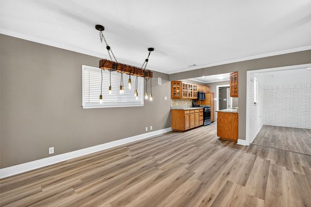 112 S Wood Avenue, Denison, TX 75020