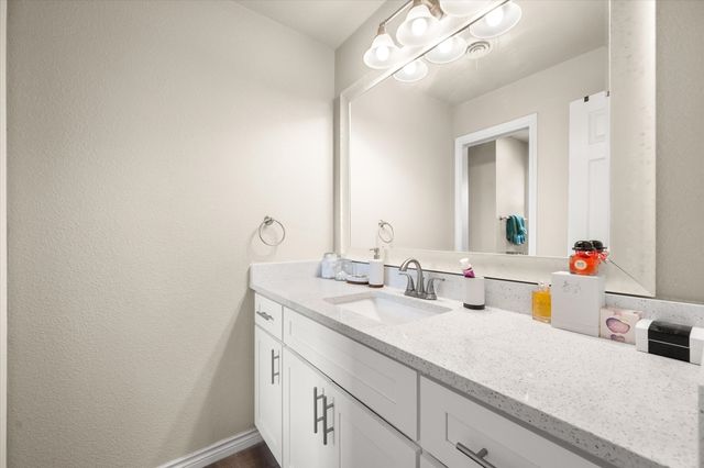 4904 Fall River Drive, Fort Worth, TX 76103