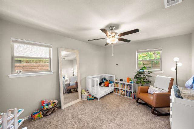 4904 Fall River Drive, Fort Worth, TX 76103