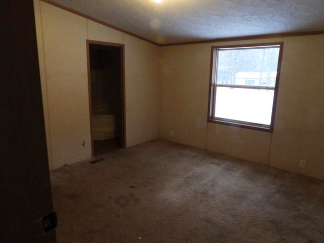 224 Radcliff Drive, Houghton Lake, MI 48629