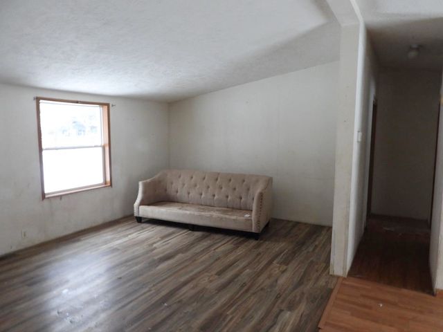 224 Radcliff Drive, Houghton Lake, MI 48629