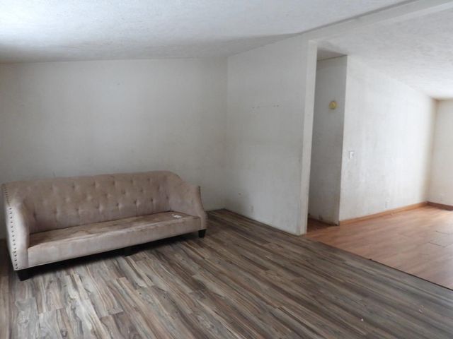 224 Radcliff Drive, Houghton Lake, MI 48629