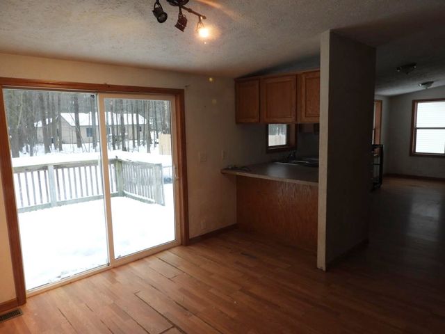 224 Radcliff Drive, Houghton Lake, MI 48629