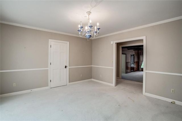1406 S Golf Club Drive, Richmond, MO 64085