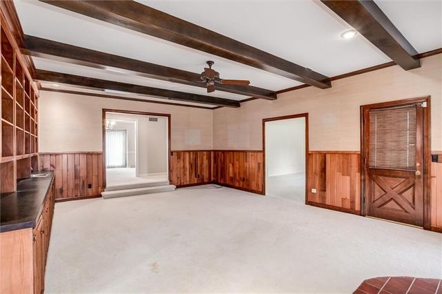1406 S Golf Club Drive, Richmond, MO 64085