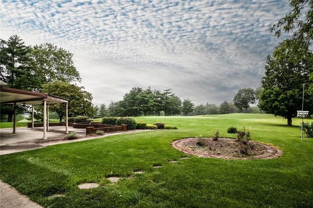 1406 S Golf Club Drive, Richmond, MO 64085