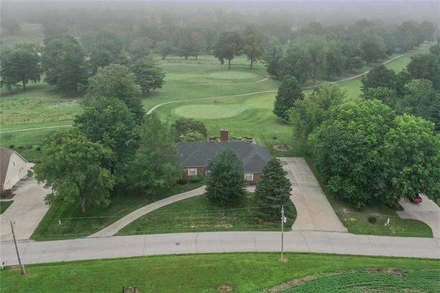 1406 S Golf Club Drive, Richmond, MO 64085