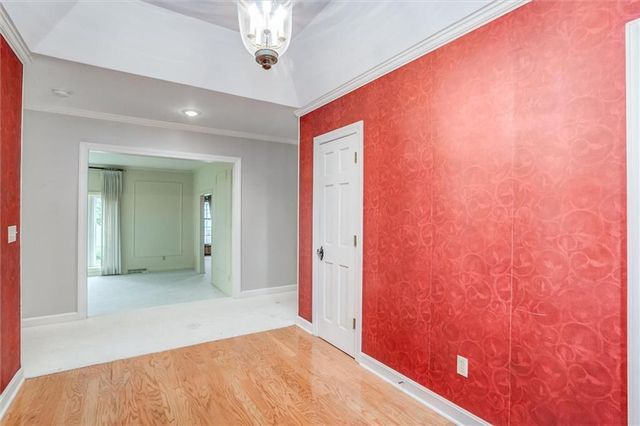 1406 S Golf Club Drive, Richmond, MO 64085