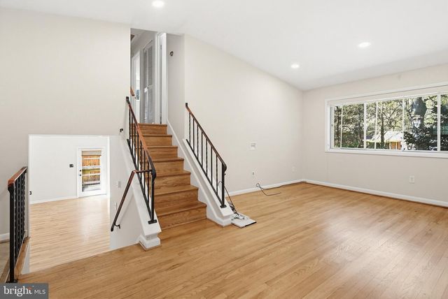 9717 HEDIN DR, Silver Spring, MD 20903