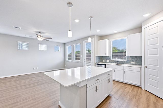 1118 Cedar Place Lane, Missouri City, TX 77459