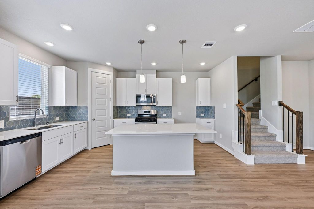 1118 Cedar Place Lane, Missouri City, TX 77459