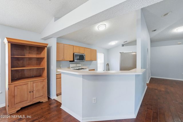 1945 MILLINGTON Lane, Jacksonville, FL 32246