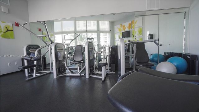 17201 Collins Ave 706, Sunny Isles Beach, FL 33160