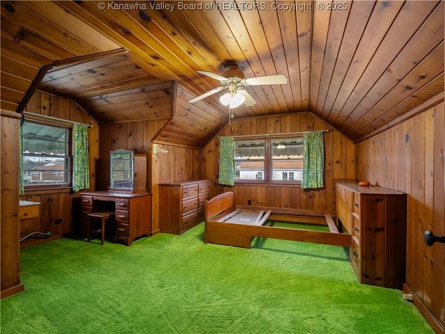 1216 W 12th Street, Nitro, WV 25143