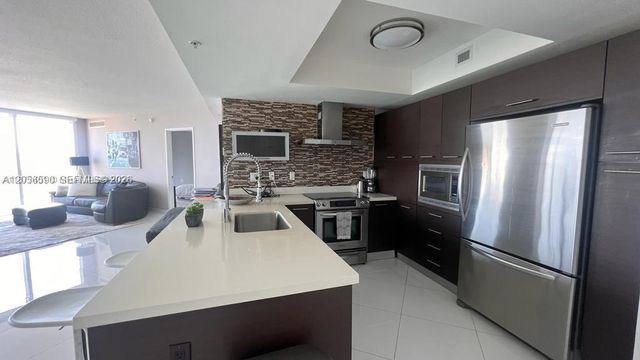 150 Sunny Isles Blvd 1-1202, Sunny Isles Beach, FL 33160