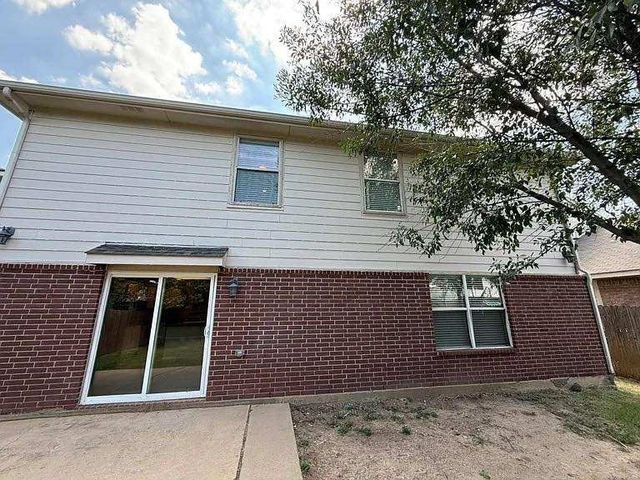 8813 Stirrup Way, Fort Worth, TX 76244