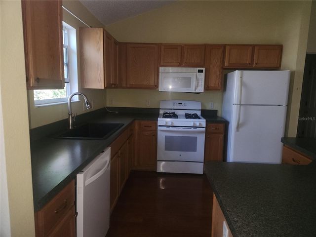 8241 SE 176TH LAWSON LOOP, The Villages, FL 32162