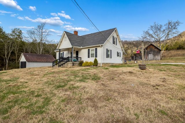 147 Sloan Branch Rd, Pleasant Shade, TN 37145