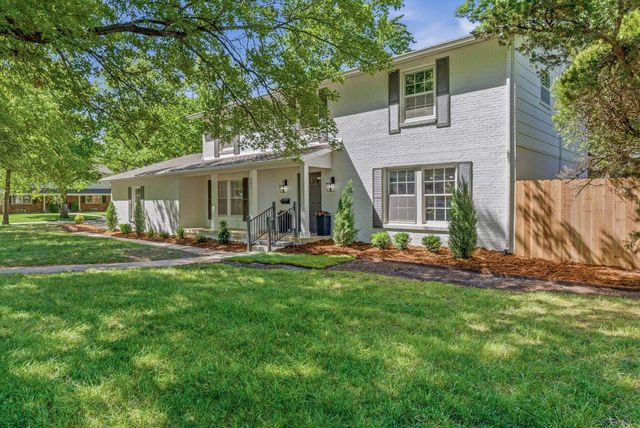 251 N Post Oak Road, Wichita, KS 67206