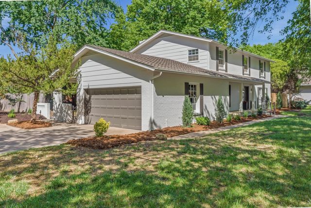 251 N Post Oak Road, Wichita, KS 67206