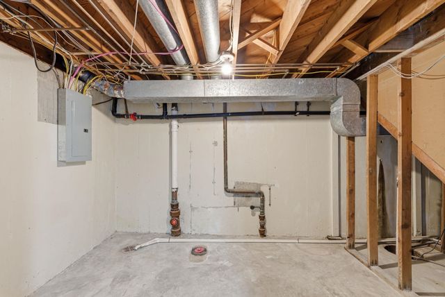 251 N Post Oak Road, Wichita, KS 67206