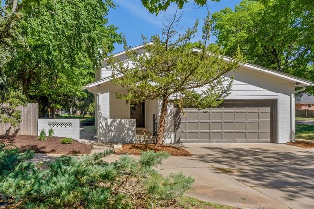 251 N Post Oak Road, Wichita, KS 67206