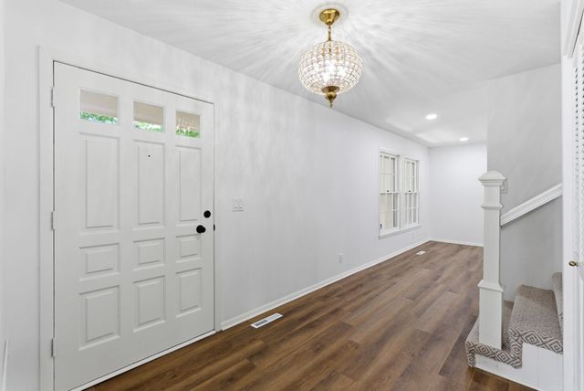 251 N Post Oak Road, Wichita, KS 67206