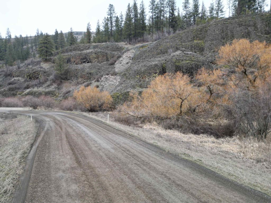 33055 Hawk Creek Ranch Rd N Rd, Davenport, WA 99122 photo 2