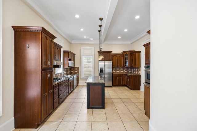 2107 10th Ave, S, Nashville, TN 37204
