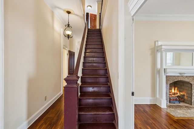 2107 10th Ave, S, Nashville, TN 37204