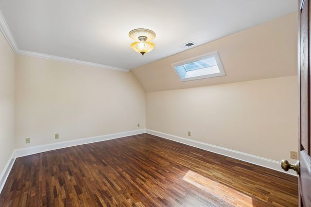 2107 10th Ave, S, Nashville, TN 37204