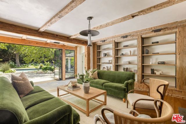 3099 Mandeville Canyon Road, Los Angeles, CA 90049