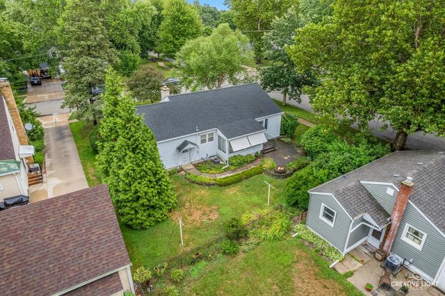 99 Park Street, Oswego, IL 60543