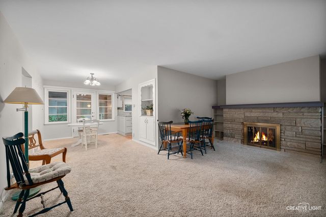 99 Park Street, Oswego, IL 60543