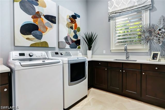 595 Regatta RD, Naples, FL 34103