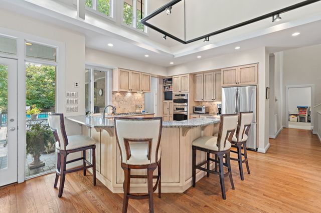 5543 Stanford Dr, Nashville, TN 37215