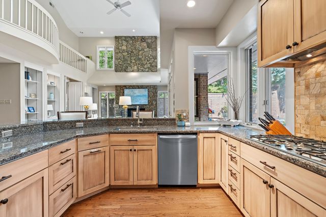 5543 Stanford Dr, Nashville, TN 37215