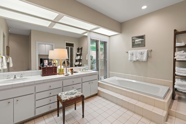 5543 Stanford Dr, Nashville, TN 37215